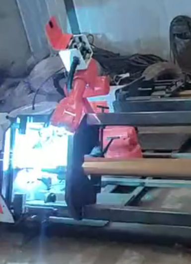 爾必地焊接機器人焊接應用案例