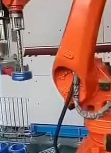 電纜線搬運碼垛機器人應用案例視頻