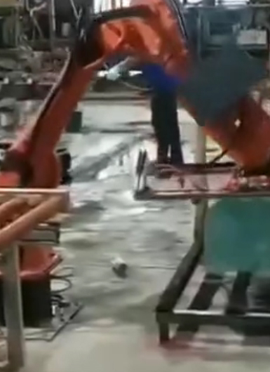 臂展1850負載20公斤機器人玻璃搬運案例視頻