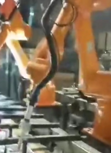 爾必地焊接機器人焊接應用案例